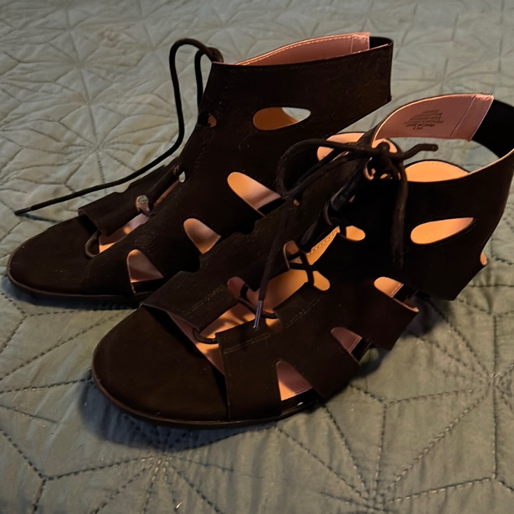 Torrid heel sandals 8.5 wide